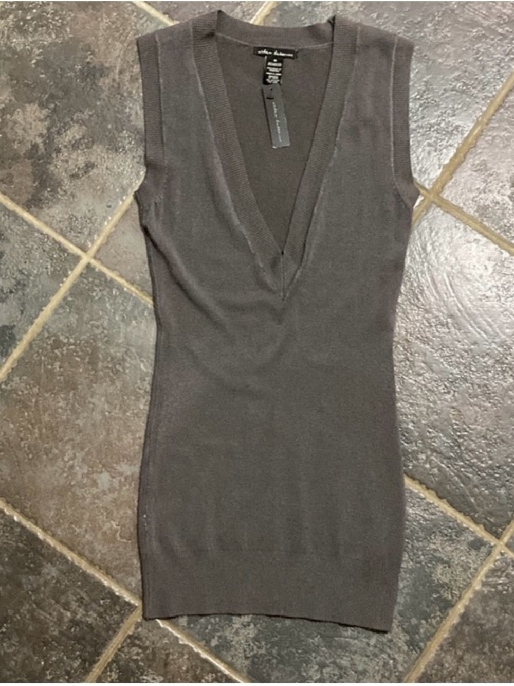 Urban Behavior Sleeveless Deep V Knit Tunic Dress- Charcoal Gray Size M